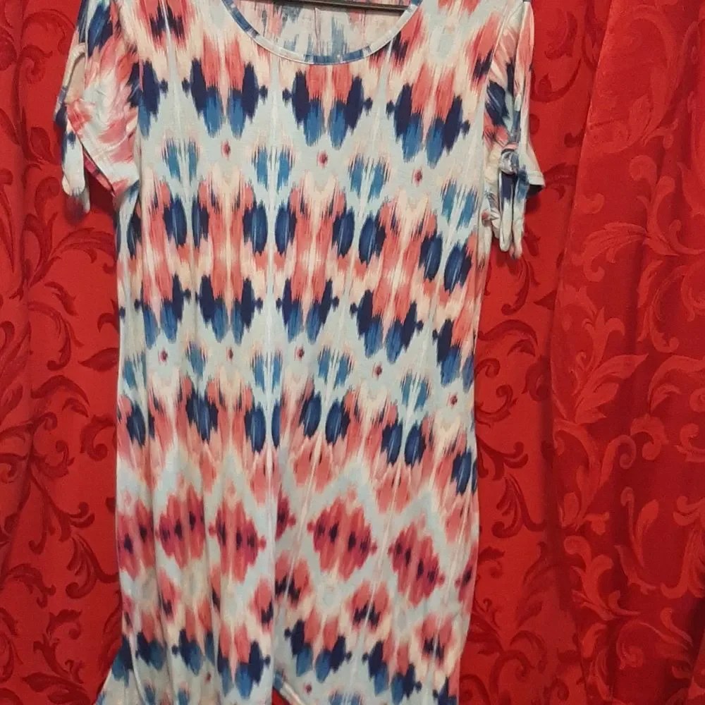 BOBBIE & BROOKS 95% POLYESTER AND 5% SPANDIX DRESS - Picture 4 of 11